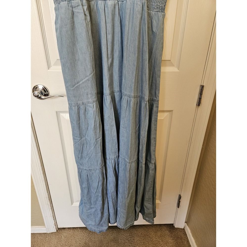 NWT Venus Light Wash Blue Denim Smocked Bodice Halter Tiered Maxi Dress, Plus 3X - Picture 3 of 9